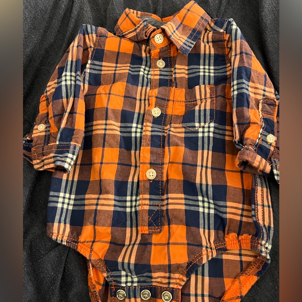 Oshkosh 6m onesie